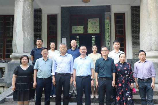 育才强医·砺术精教——娄底市中心医院来我院考察交流